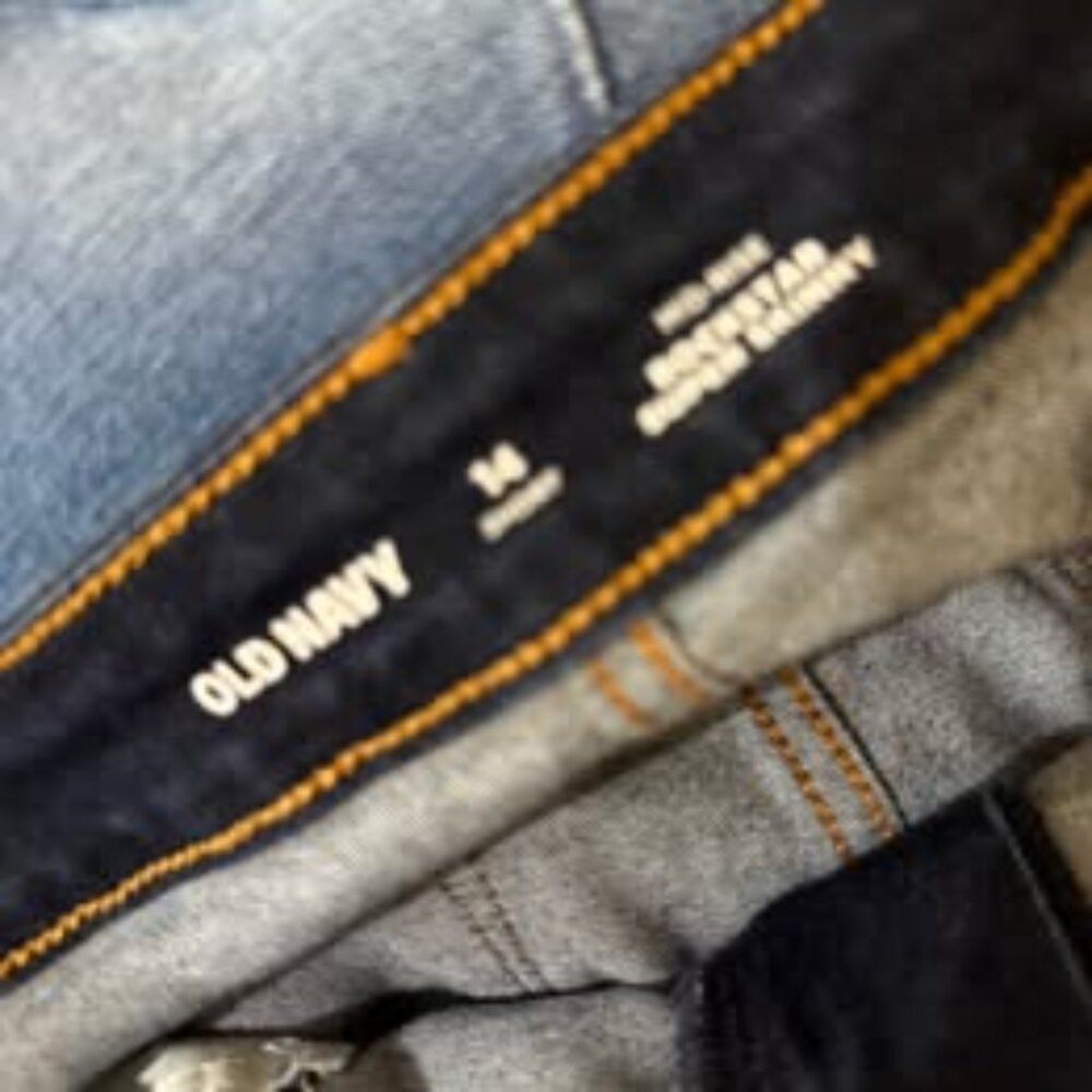 Old Navy Mid-Rise Rockstar Super Skinny Jeans Size 14 - Picture 3 of 3